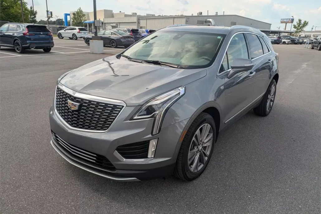 2021 Cadillac XT5 Premium Luxury photo 1