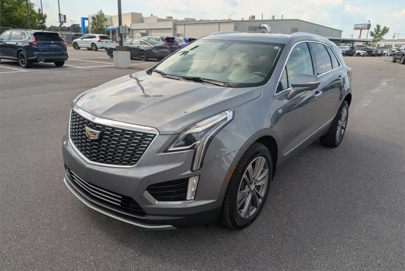 2021 Cadillac XT5 Premium Luxury photo 1