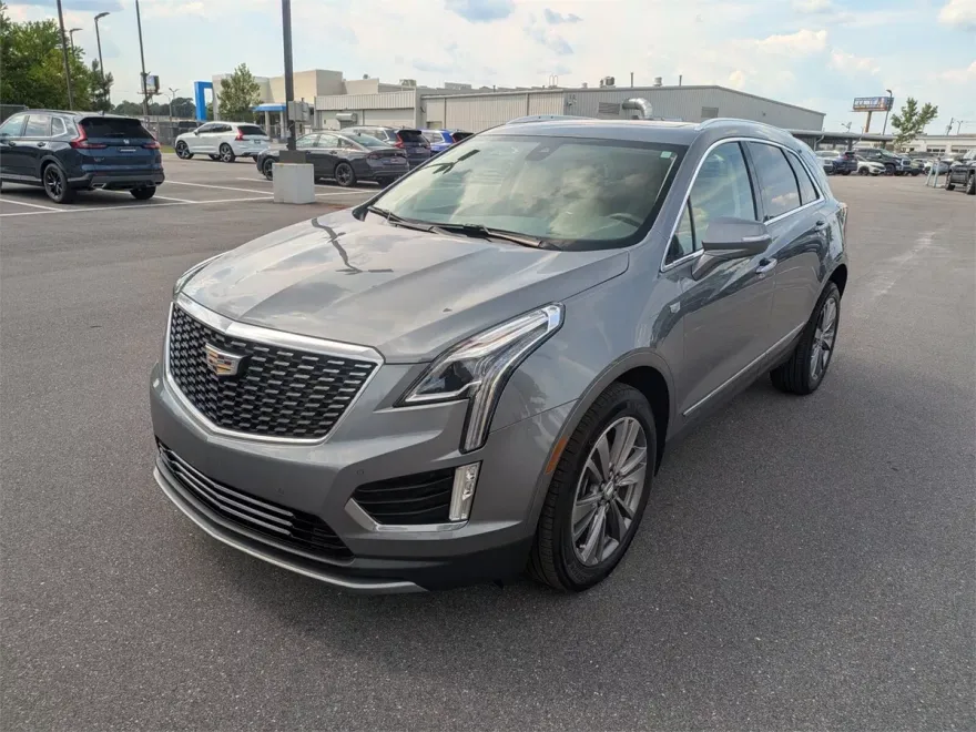 2021 Cadillac XT5 Premium Luxury photo 1