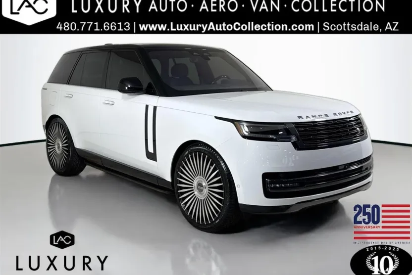 2023 Land Rover Range Rover SE photo 1