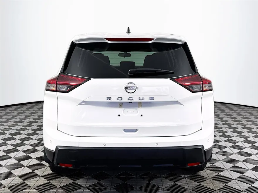2025 Nissan Rogue S photo 1