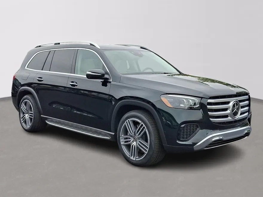 2024 Mercedes Benz GLS 450 4MATIC photo 1