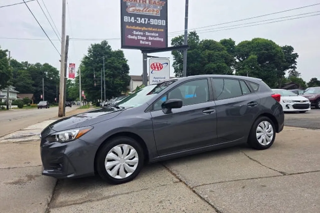 2018 Subaru Impreza 2.0i photo 1