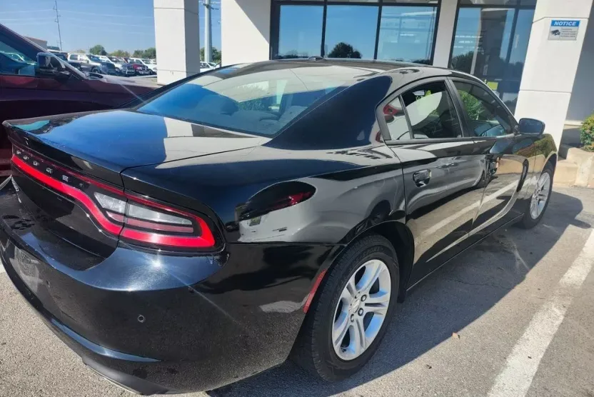 2022 Dodge Charger SXT photo 1
