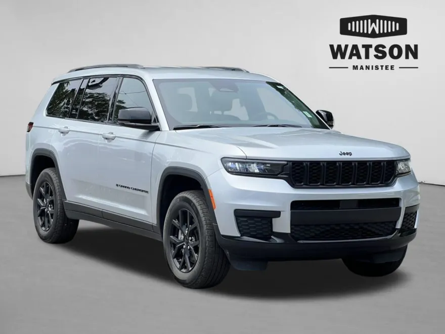 2024 Jeep Grand Cherokee Altitude photo 1