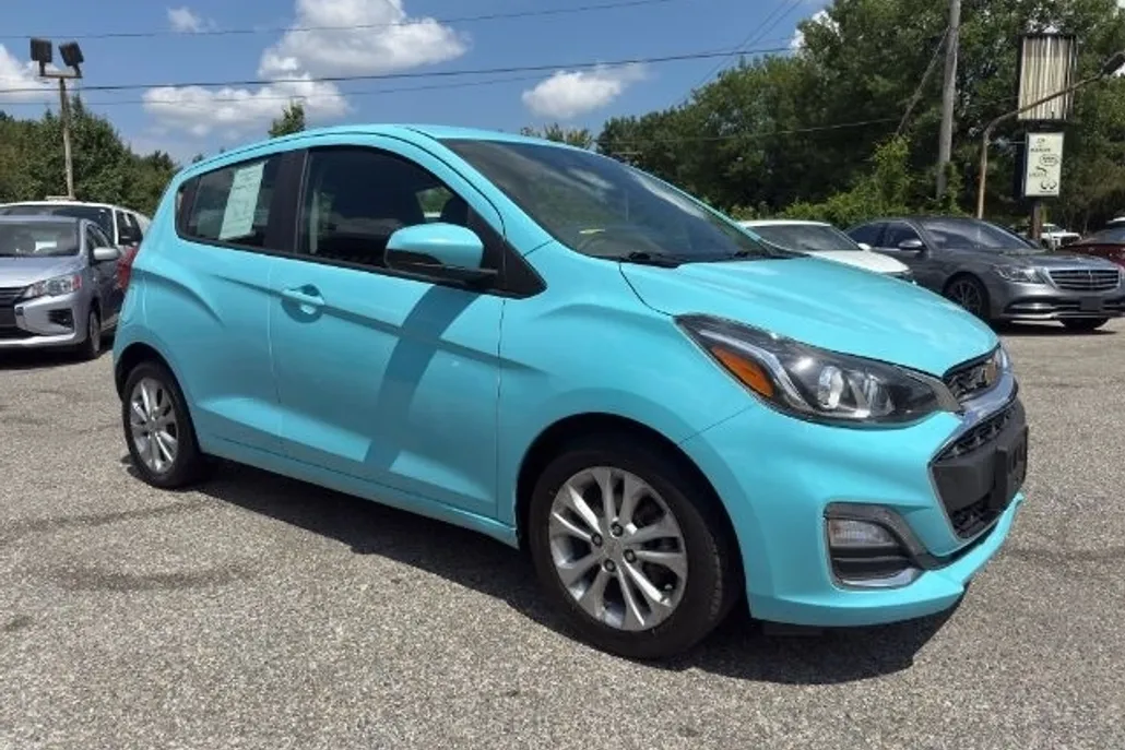 2021 Chevrolet Spark 1LT photo 1