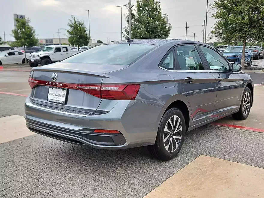 2025 Volkswagen Jetta 1.5T S photo 1