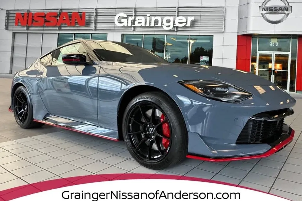 2024 Nissan Z Nismo photo 1