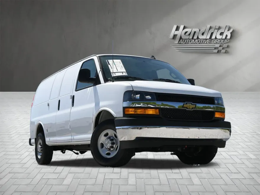 2024 Chevrolet Express Cargo 2500 photo 1