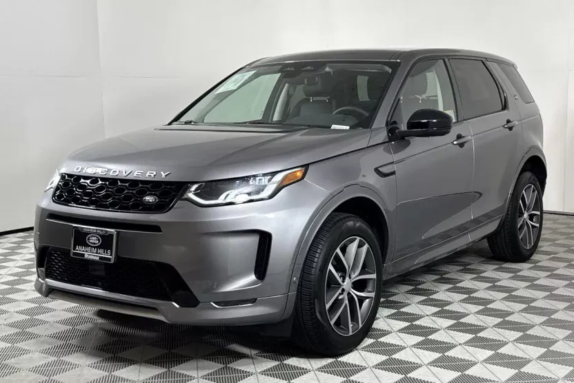 2025 Land Rover Discovery Sport S photo 1