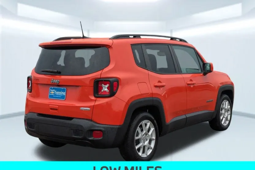 2020 Jeep Renegade Latitude photo 1