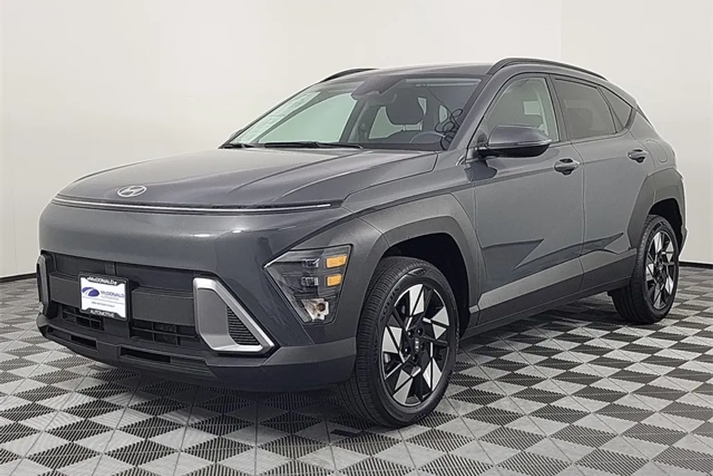 2024 Hyundai Kona SEL photo 1