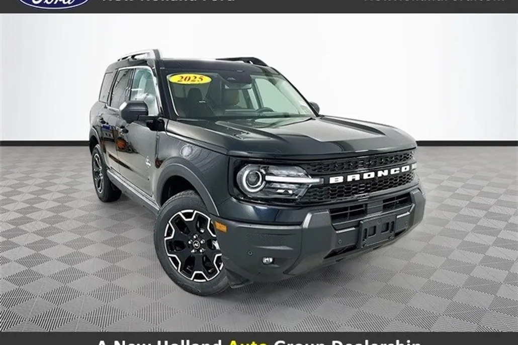 2025 Ford Bronco Sport Outer Banks photo 1