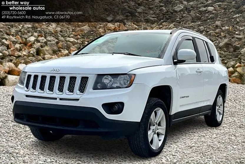2016 Jeep Compass Latitude photo 1
