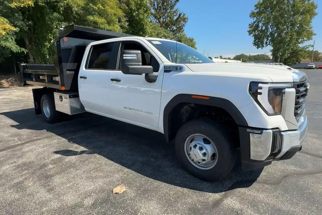 2025 Gmc Sierra 3500 HD Pro photo 1