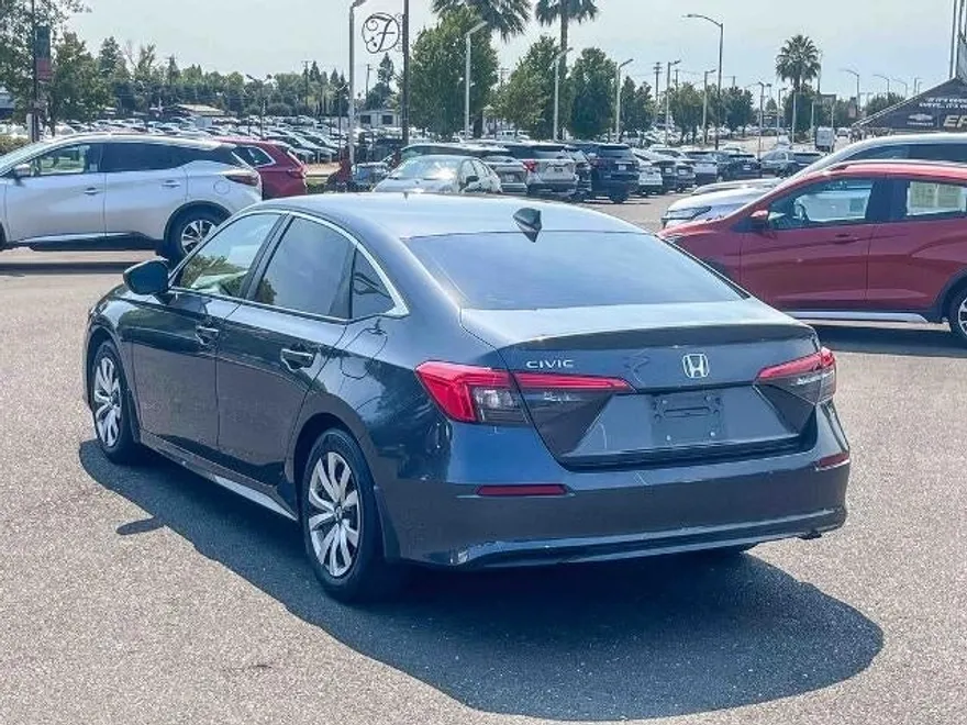 2022 Honda Civic LX photo 1