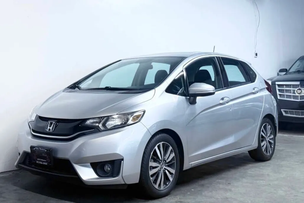 2015 Honda Fit EX photo 1