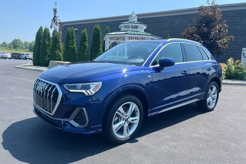 2024 Audi Q3 Premium S line photo 1