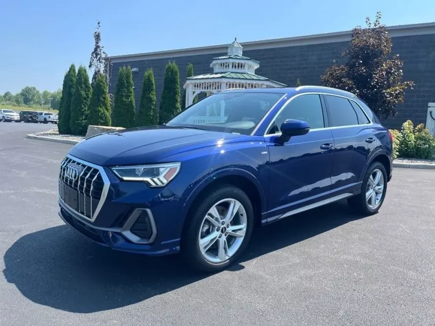2024 Audi Q3 Premium S line photo 1
