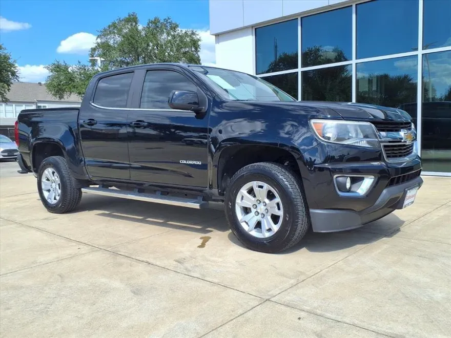 2019 Chevrolet Colorado LT photo 1