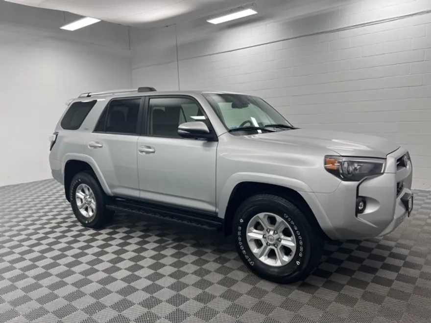 2022 Toyota 4Runner SR5 Premium photo 1