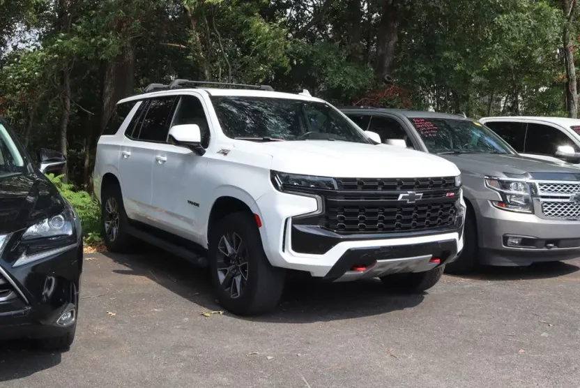 2023 Chevrolet Tahoe Z71 photo 1