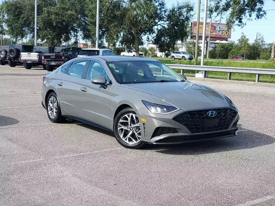 2023 Hyundai Sonata SEL photo 1