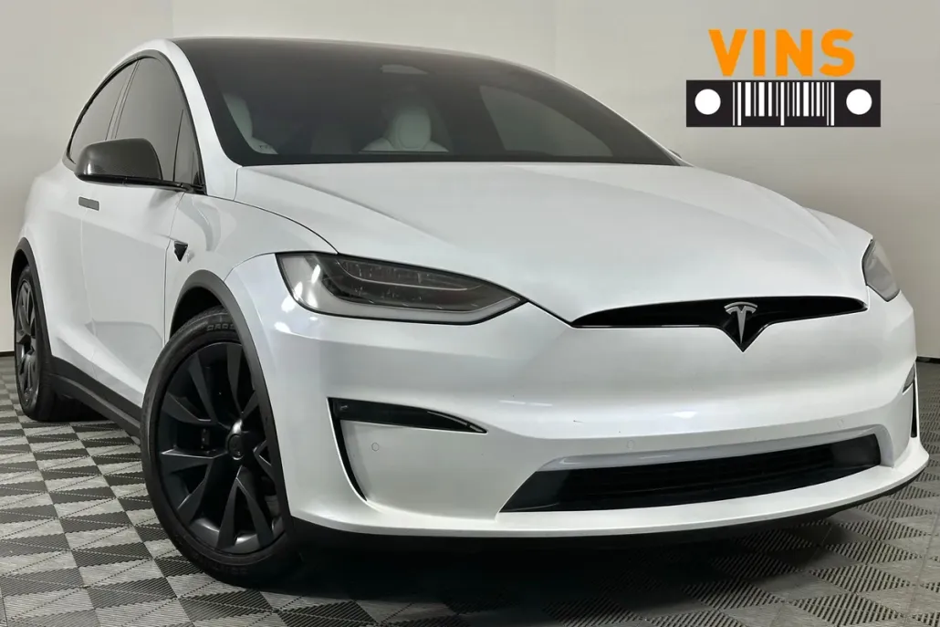 2022 Tesla Model X photo 1