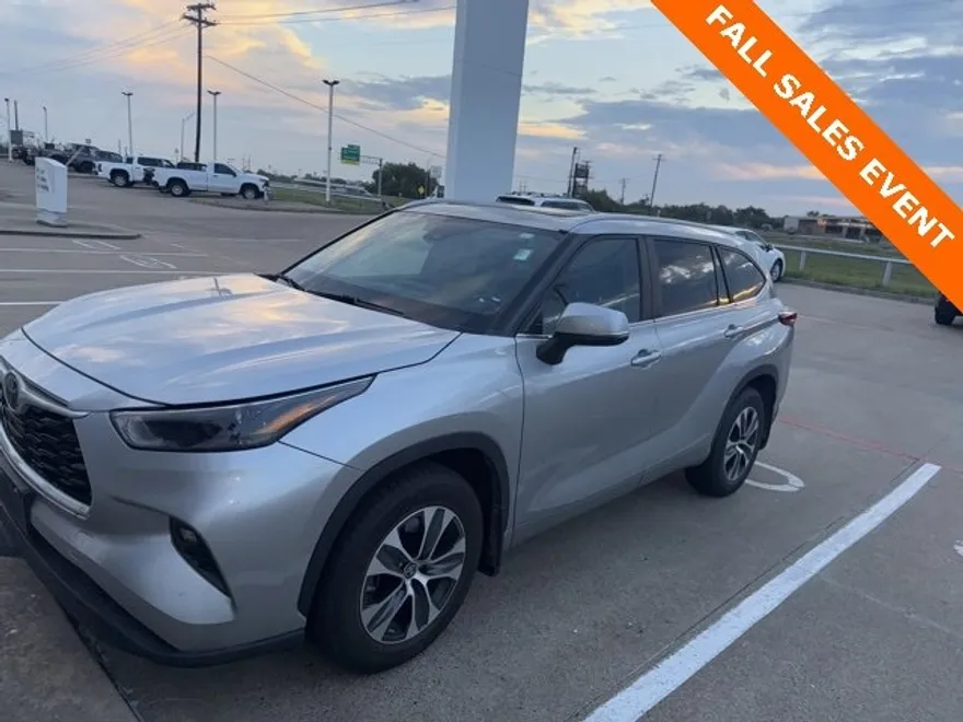 2023 Toyota Highlander Limited Platinum XLE XSE photo 1