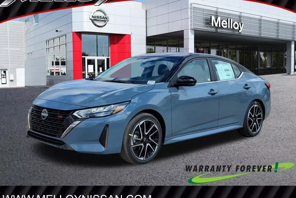 2025 Nissan Sentra SR photo 1