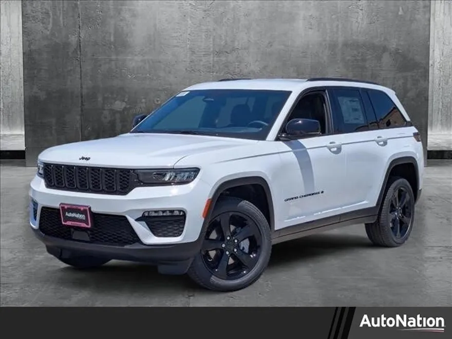 2025 Jeep Grand Cherokee Limited photo 1