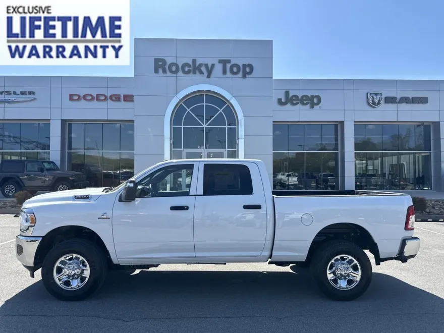 2024 Ram 2500 Tradesman photo 1