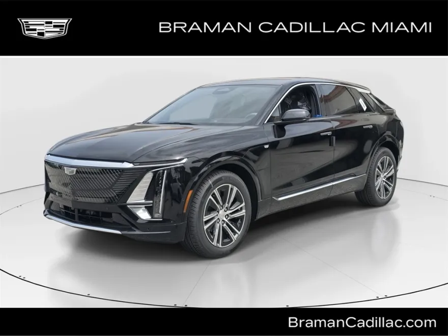 2025 Cadillac Lyriq Luxury photo 1