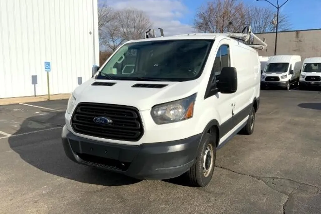 2015 Ford Transit photo 1