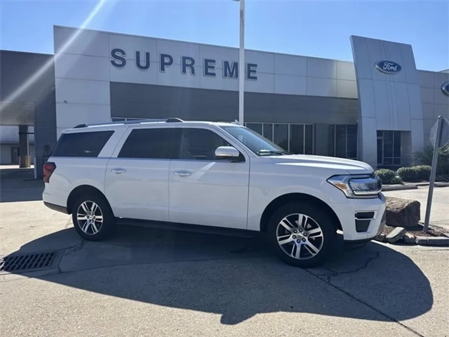 2024 Ford Expedition MAX Limited photo 1