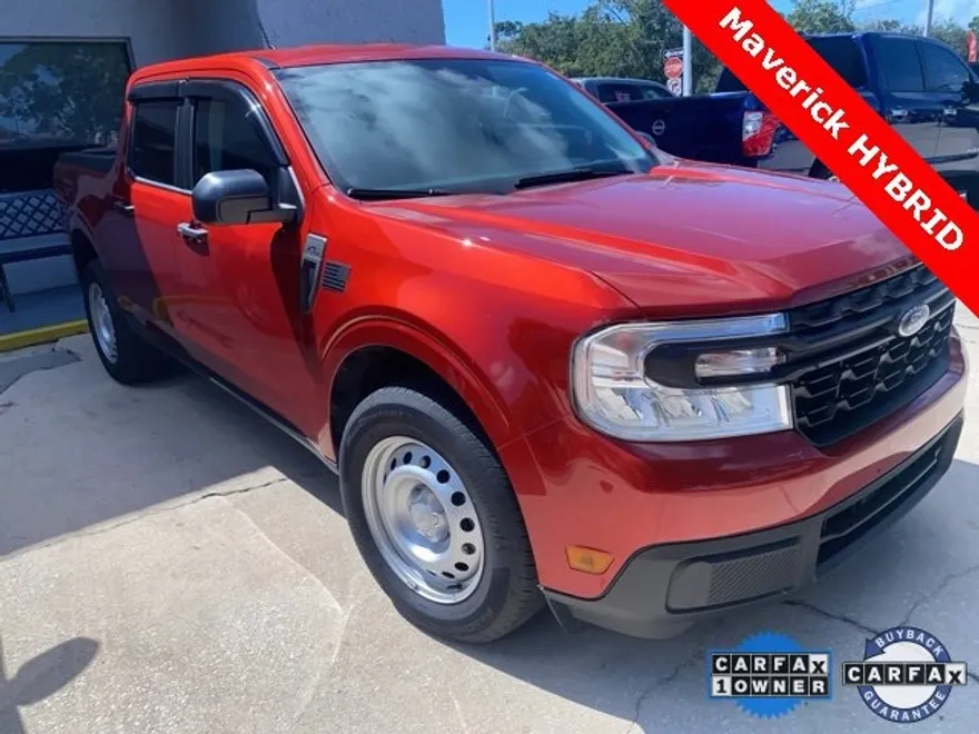 2024 Ford Maverick XL photo 1