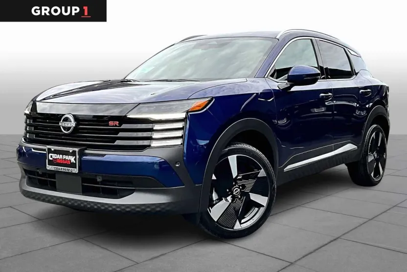 2025 Nissan Kicks SR photo 1