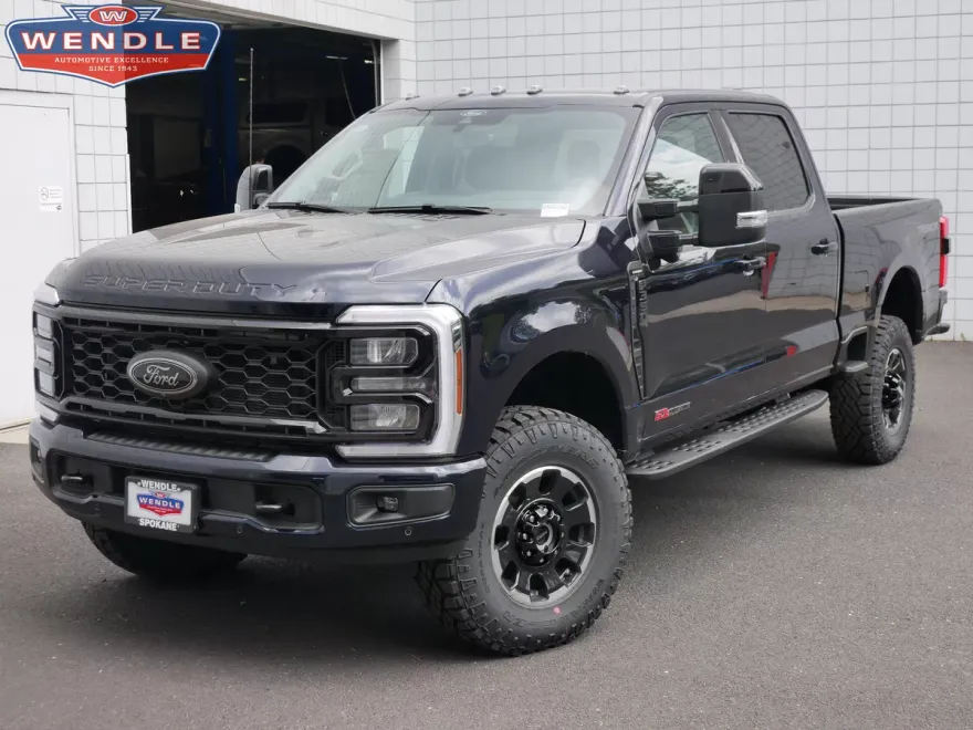 2025 Ford F-350 Lariat photo 1
