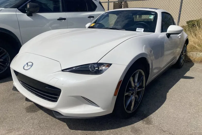 2022 Mazda MX-5 Miata Miata RF Grand Touring photo 1