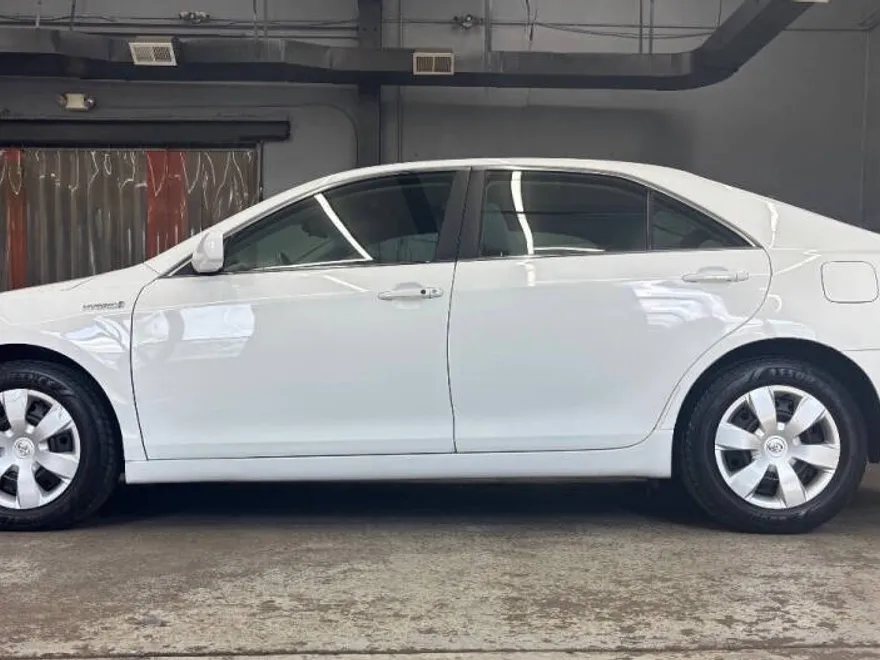 2009 Toyota Camry Hybrid Base photo 1