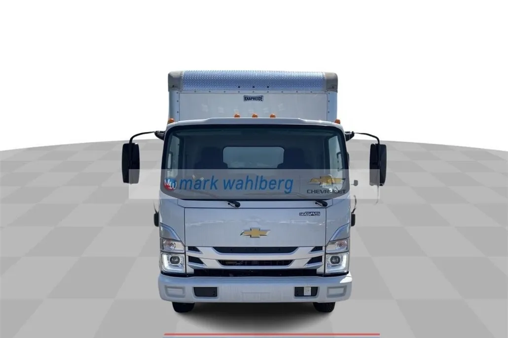 2024 Chevrolet Silverado photo 1