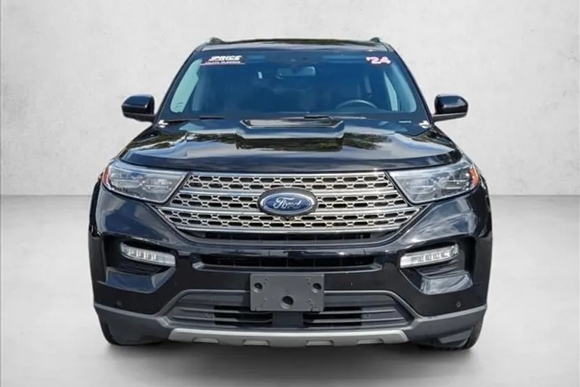 2024 Ford Explorer Limited photo 1