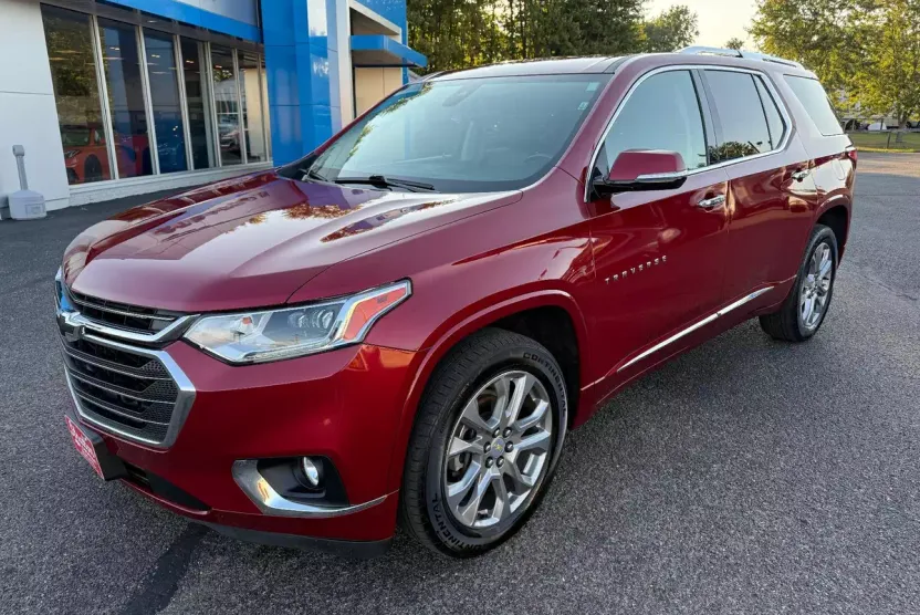 2019 Chevrolet Traverse Premier photo 1