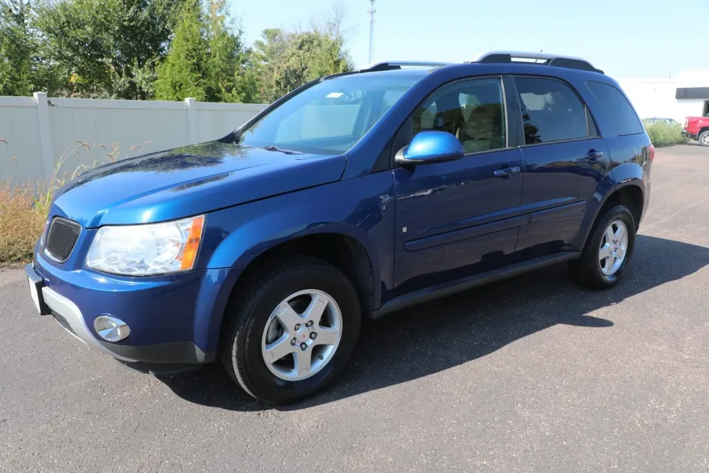 2008 Pontiac Torrent 1/2 ton FWD photo 1