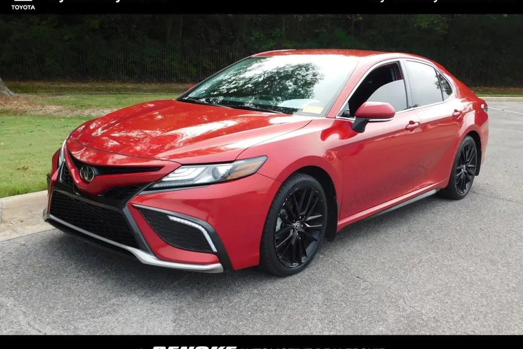 2022 Toyota Camry XSE photo 1