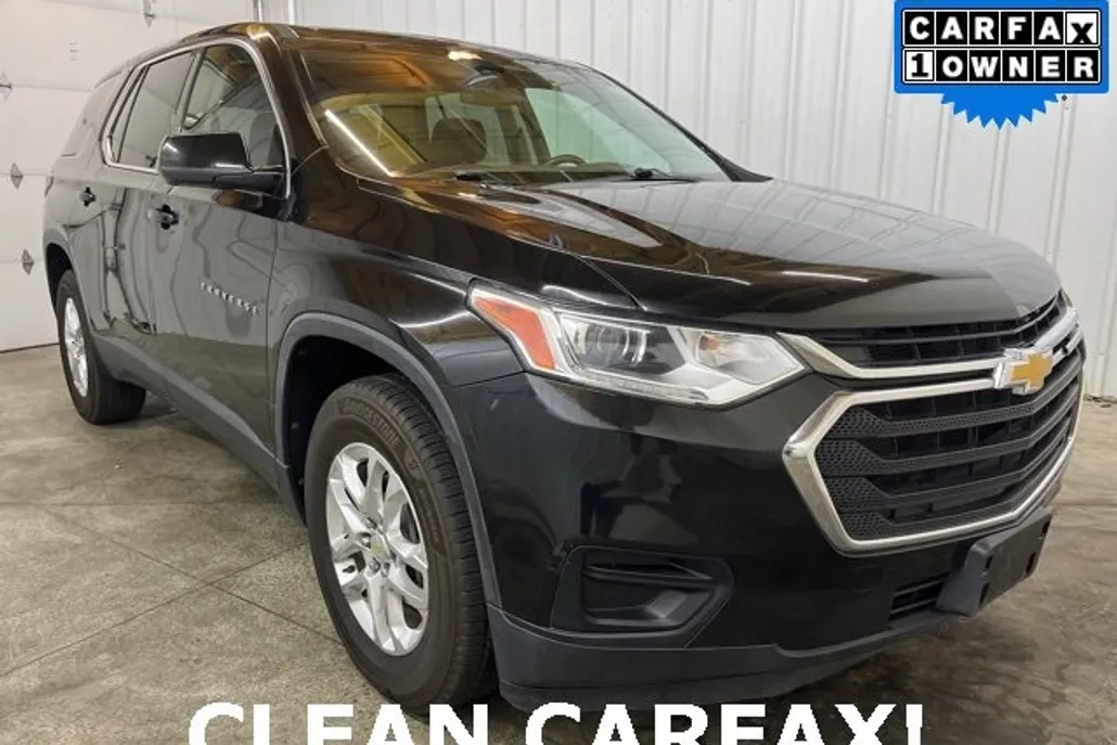 2020 Chevrolet Traverse LS photo 1
