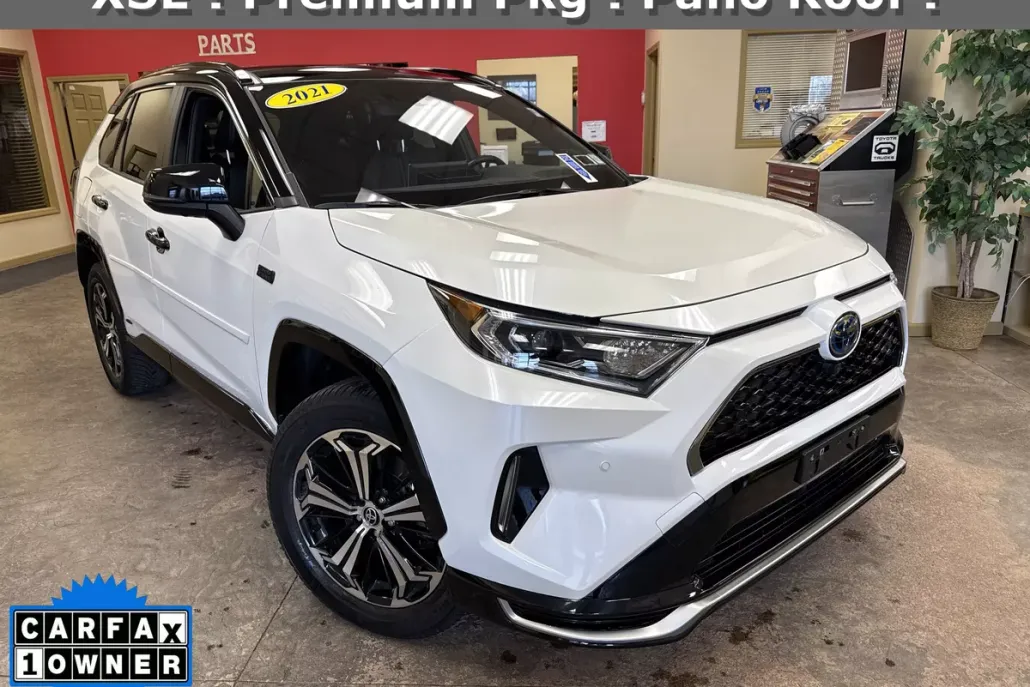2021 Toyota RAV4 Prime XSE photo 1