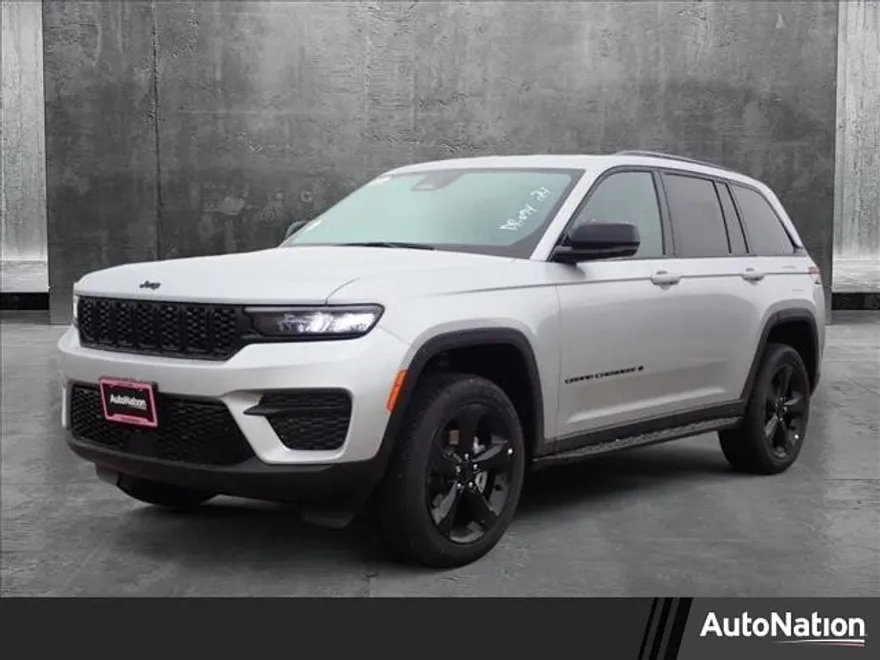 2025 Jeep Grand Cherokee Altitude X photo 1