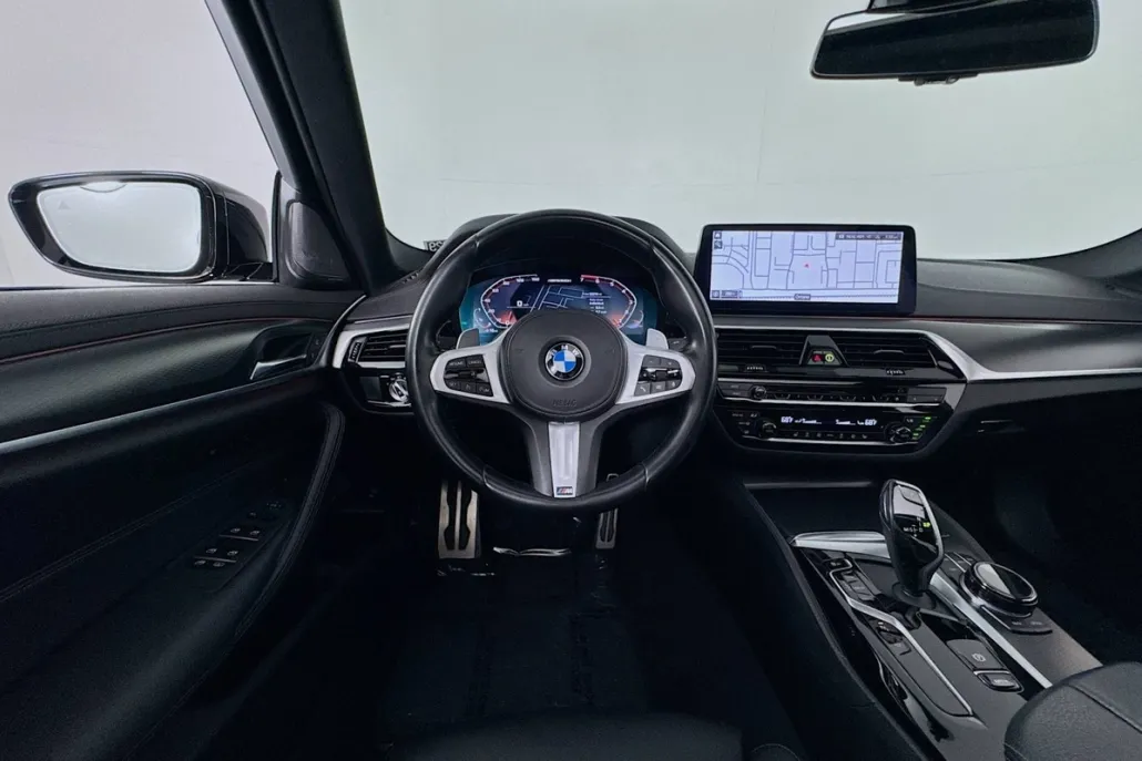 2021 Bmw M550i xDrive photo 1