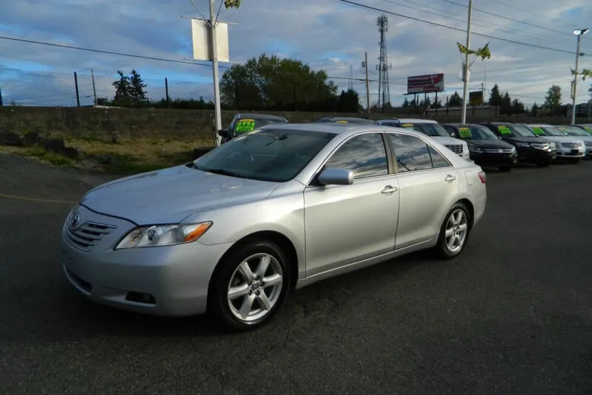 2007 Toyota Camry XLE photo 1